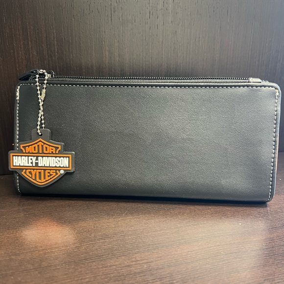 Harley-Davidson Accessories - HARLEY-DAVIDSON® TRAVEL TECH TRI-FOLD ORGANIZER Wallet Keychain Cord Organizer